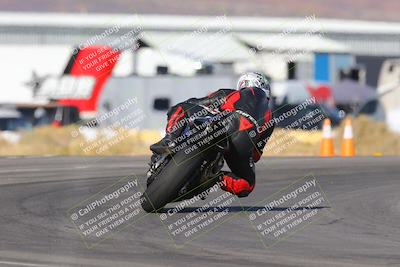 media/Dec-15-2023-Apex Assassins (Fri) [[91f19fb1c7]]/Trackday 2/Session 4 (Turn 16)/